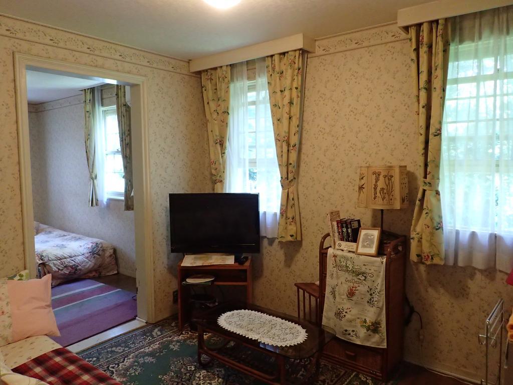Pension Country Diary 山中湖村 エクステリア 写真